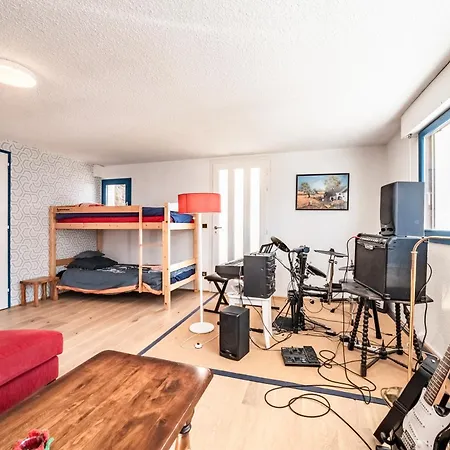 - Calme Et Spacieux Ferienhaus *