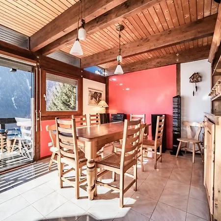 - Calme Et Spacieux Chalet Châtel